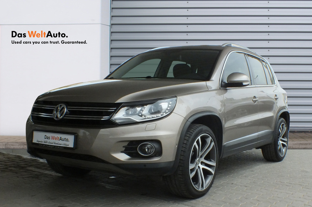 Volkswagen Tiguan 2.0 Litre Turbo Leather seats panaromic roof - 2016